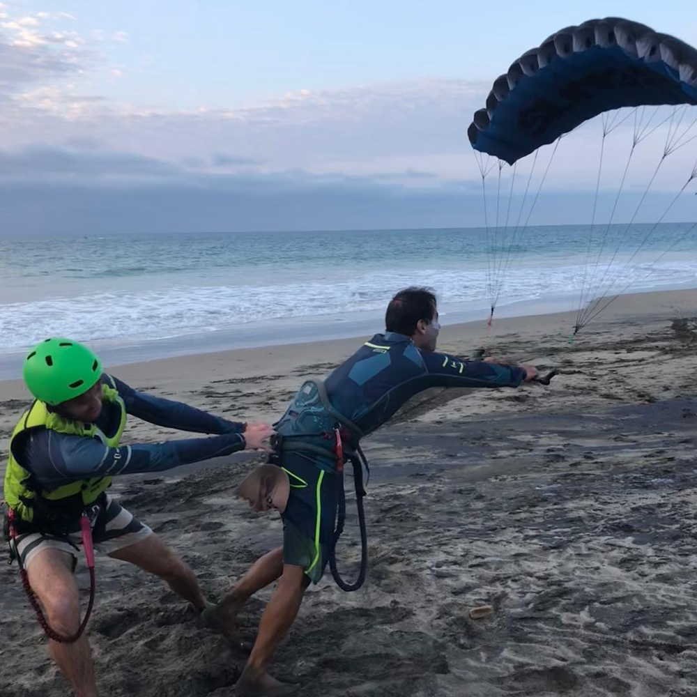 Kitesurfing in Santa Marianita