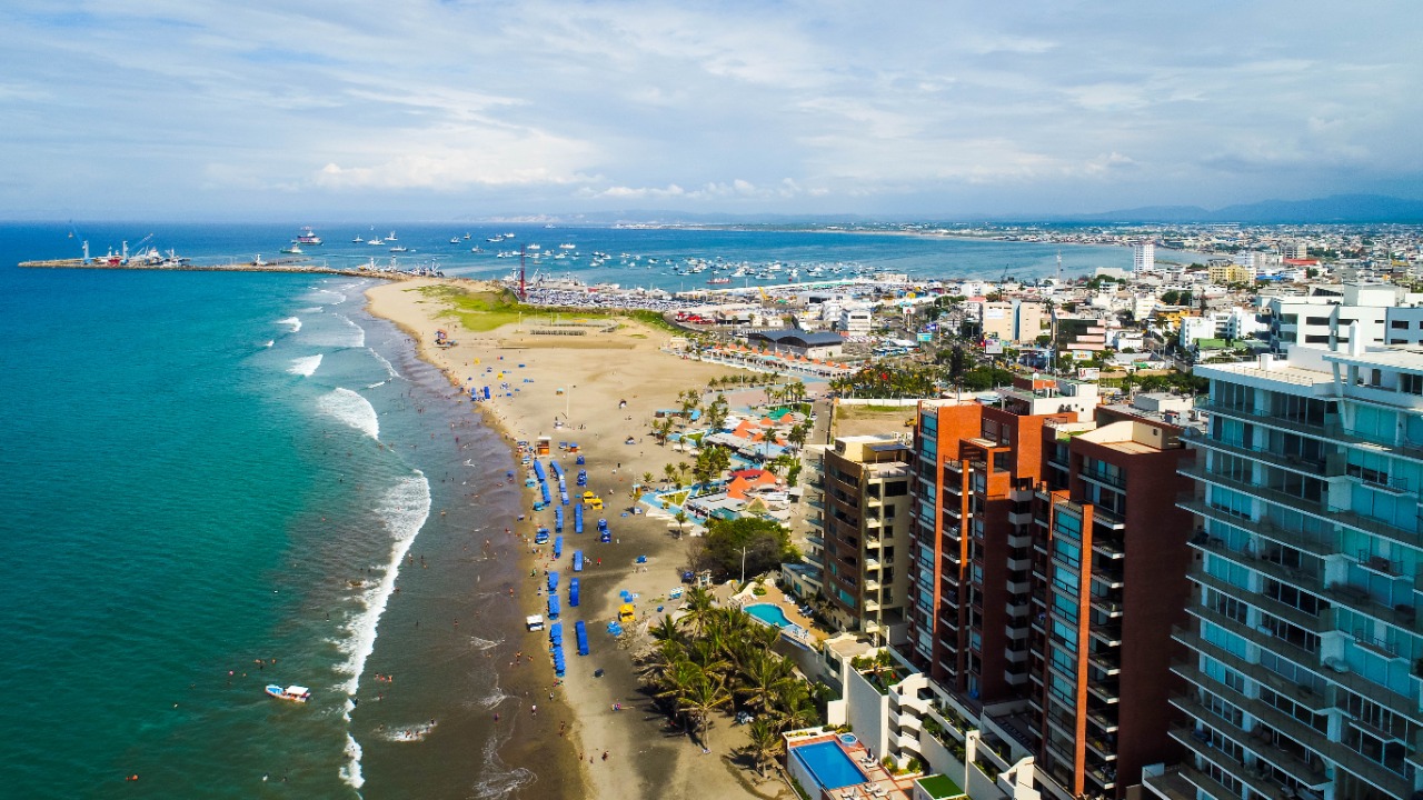 14 Things To Do in Manta, Ecuador: Our Travel Experience